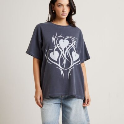 Wholesale NEON HART Goth Heart Oversized Tee In Vintage Charcoal