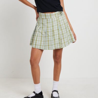 New X GIRL Plaid Pleated Skirt In Army Green