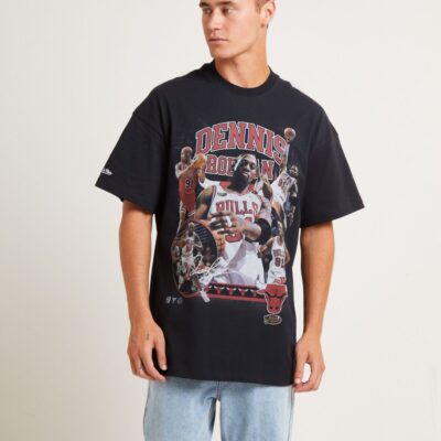 Wholesale MITCHELL & NESS Rodman Photo Short Sleeve T-Shirt In Faded Black